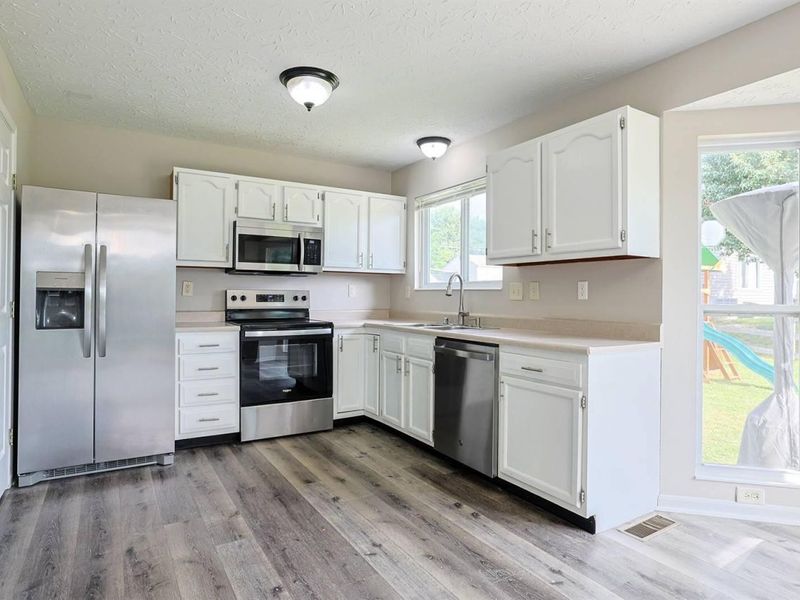 2686 Edenbridge Court, Burlington, KY 41005 Photo 13
