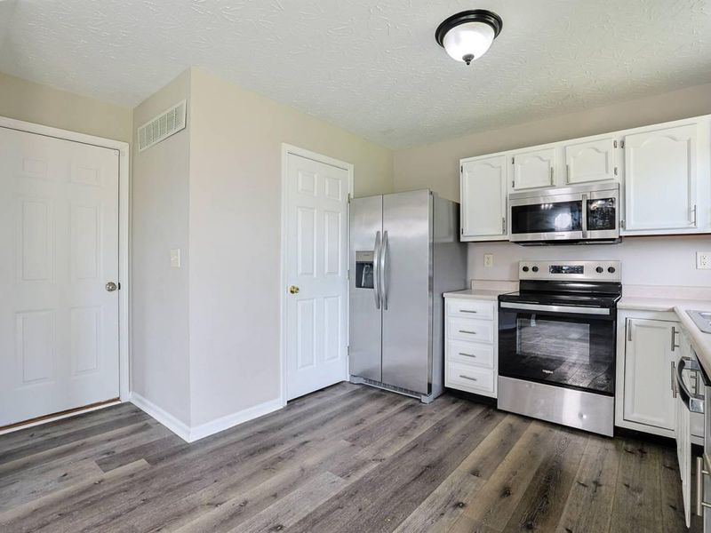 2686 Edenbridge Court, Burlington, KY 41005 Photo 14