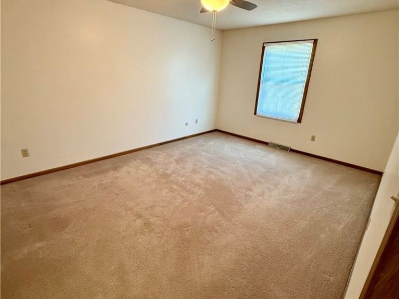 810 Kentwood Drive, Unit 2, Boardman, OH 44512 Photo 17