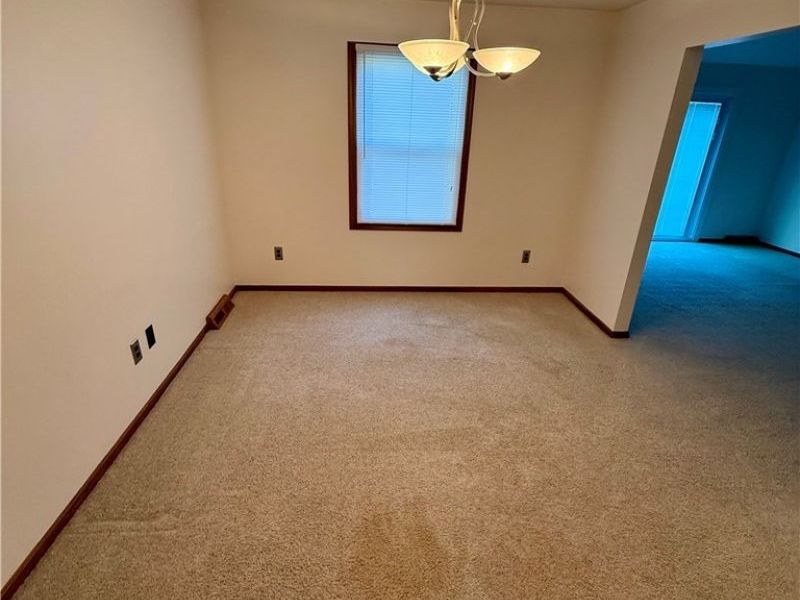 810 Kentwood Drive, Unit 2, Boardman, OH 44512 Photo 8