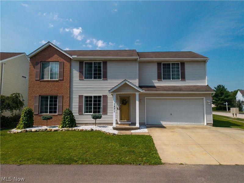 1271 Oxford Circle, Akron, OH 44312 Photo 3