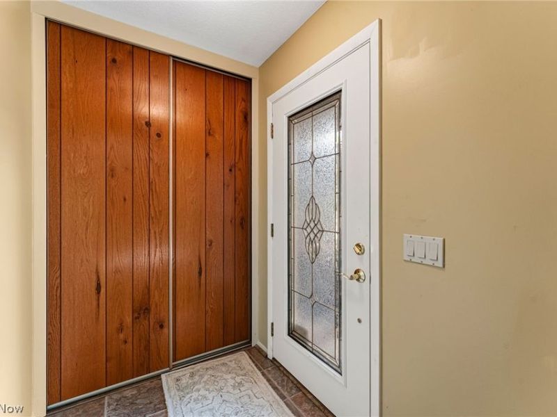 9249 Barton Drive, Strongsville, OH 44149 Photo 5