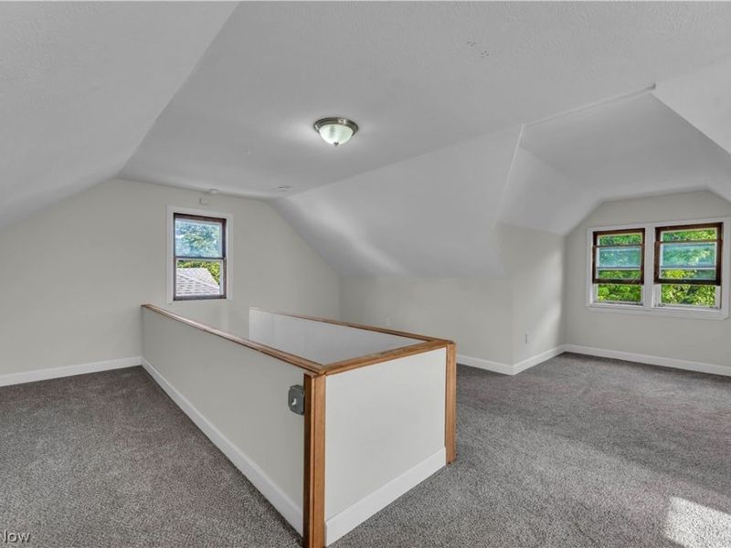 14404 Rockside Road , Maple Heights, OH 44137 Photo 13