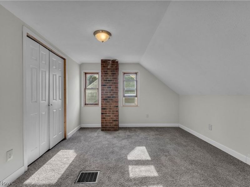 14404 Rockside Road , Maple Heights, OH 44137 Photo 14