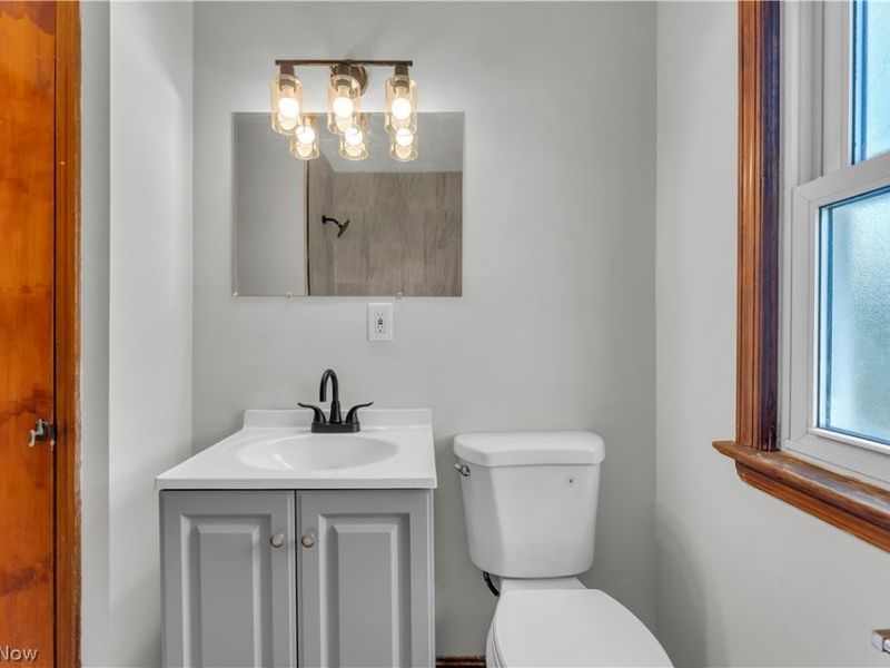 14404 Rockside Road , Maple Heights, OH 44137 Photo 17