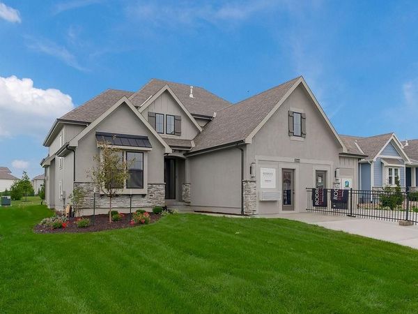 15564 W 168th Terrace, Olathe, KS 66062