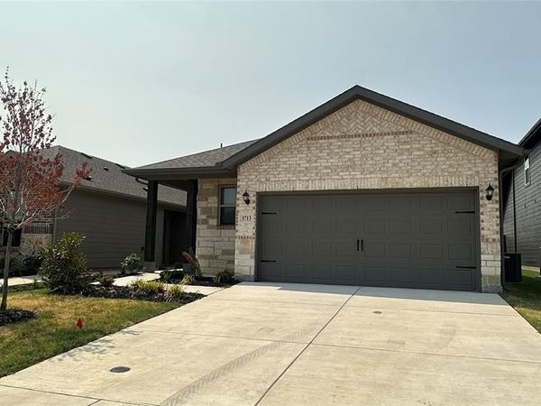 1713 Meadow Crest Drive, Aubrey, TX 76227