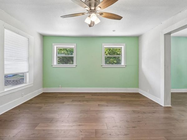 1963 Columbus Avenue, Fort Worth, TX 76164