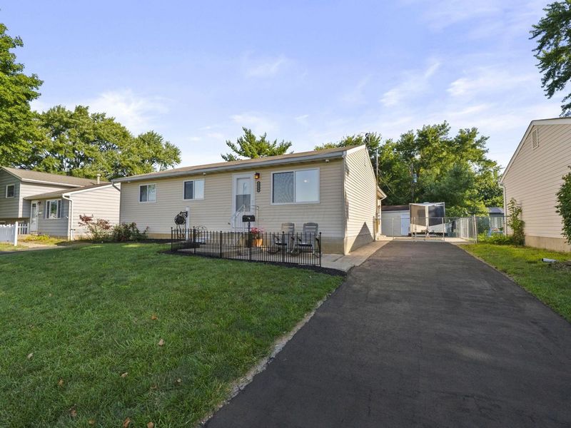3556 Arnsby Road, Columbus, OH 43232 Photo 2