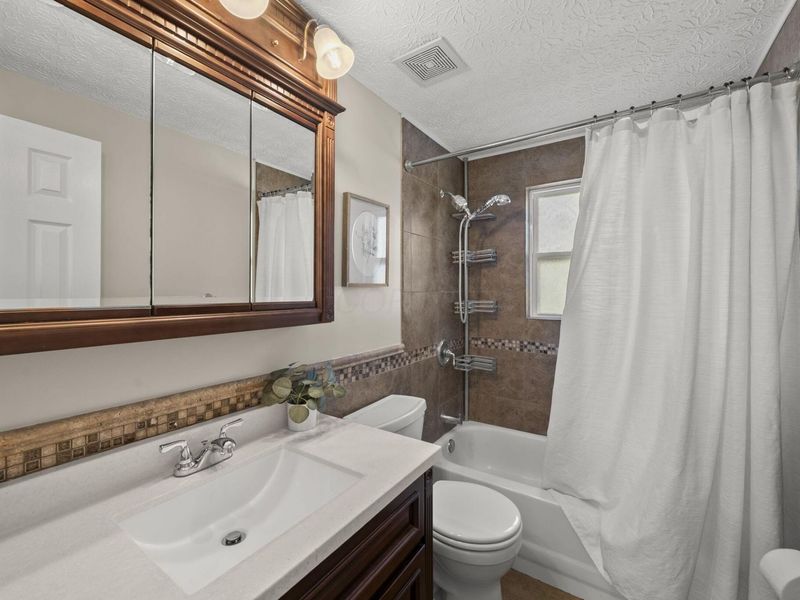 3556 Arnsby Road, Columbus, OH 43232 Photo 21