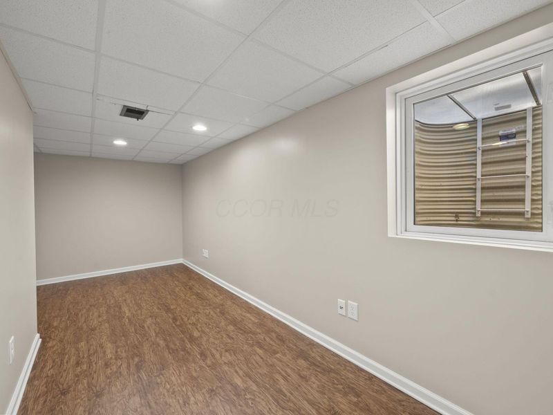3556 Arnsby Road, Columbus, OH 43232 Photo 28