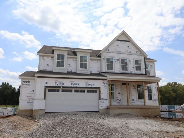 609 Alicia Kelton Drive, Delaware, OH 43015