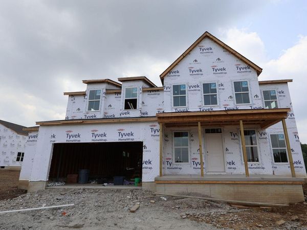 609 Alicia Kelton Drive , Delaware, OH 43015