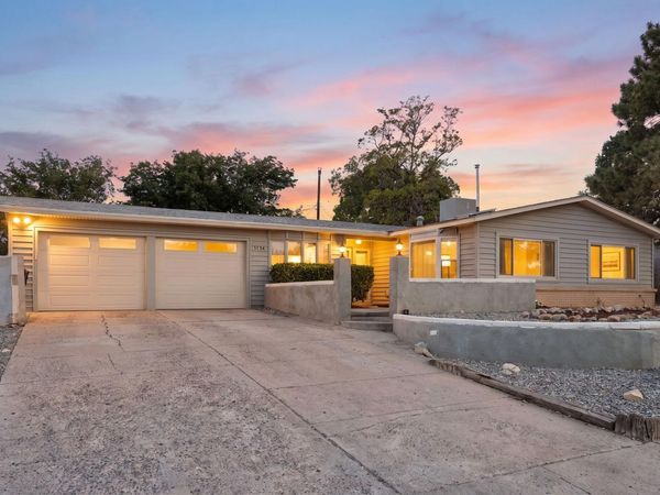 5720 Avenida La Mirada Place NW, Albuquerque, NM 87114