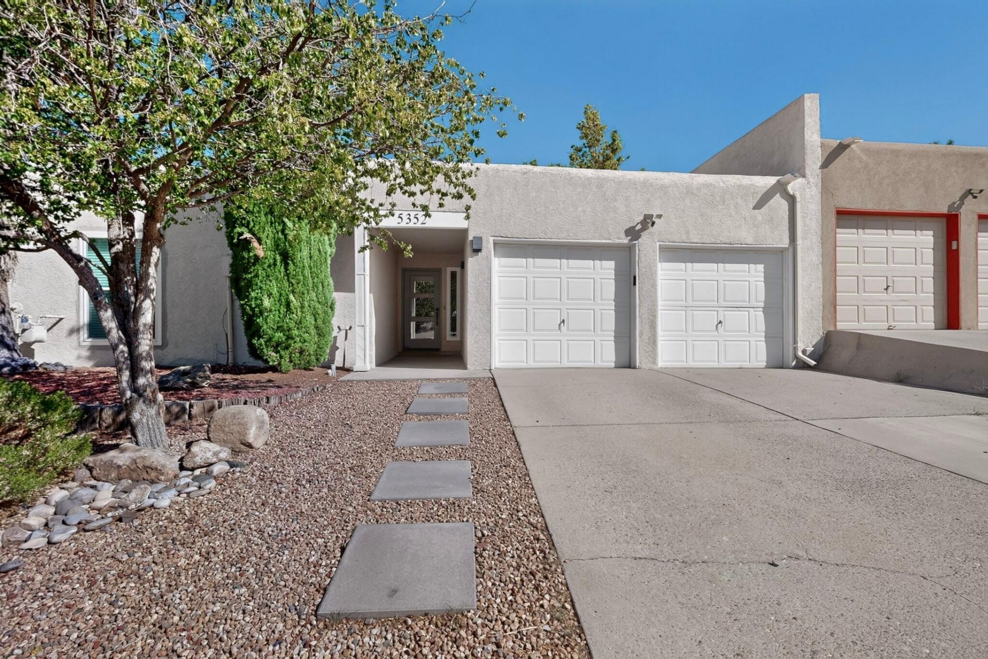 5352 Thomas Place Ne, Albuquerque, NM 87111 Main Photo