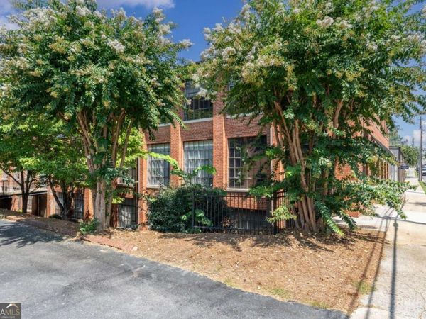 301 Bradley Street, Unit A306, Carrollton, GA 30117