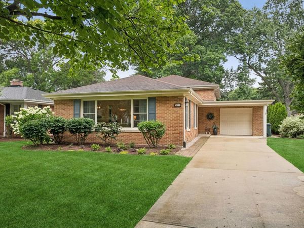 332 Scott Avenue , Glen Ellyn, IL 60137