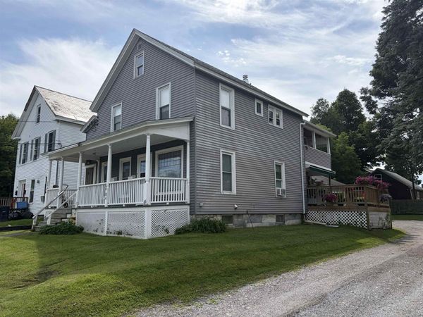 84 Crescent Street, Rutland City, VT 05701