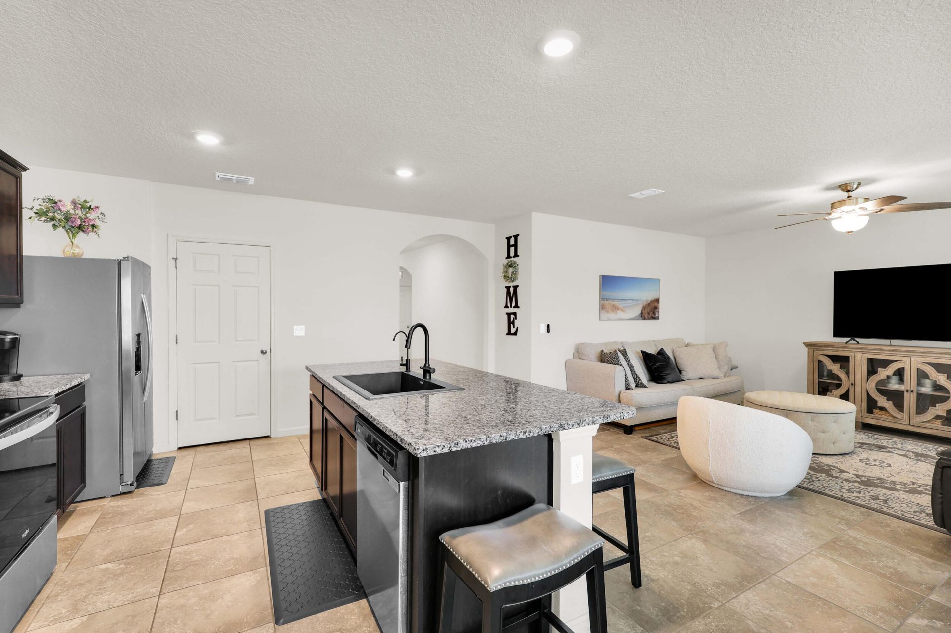 6379 NW Northwood Loop, Port Saint Lucie, FL 34983 Photo