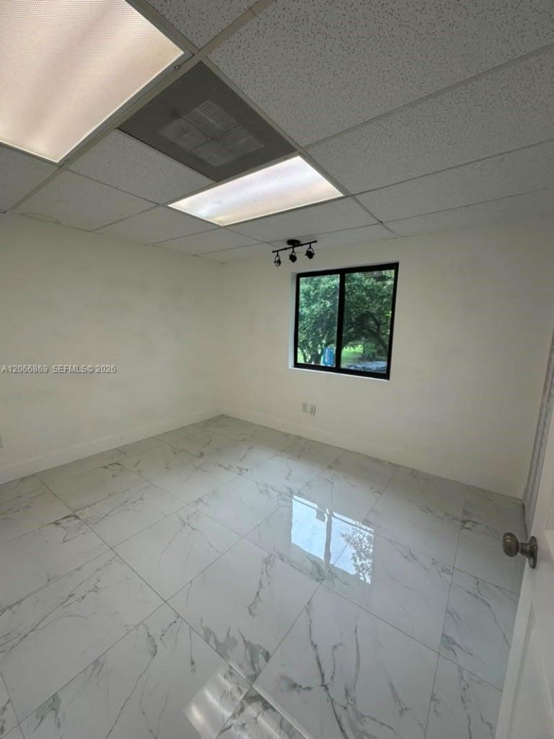 4485 Stirling Rd , Unit 208, Dania Beach, FL 33314 Photo