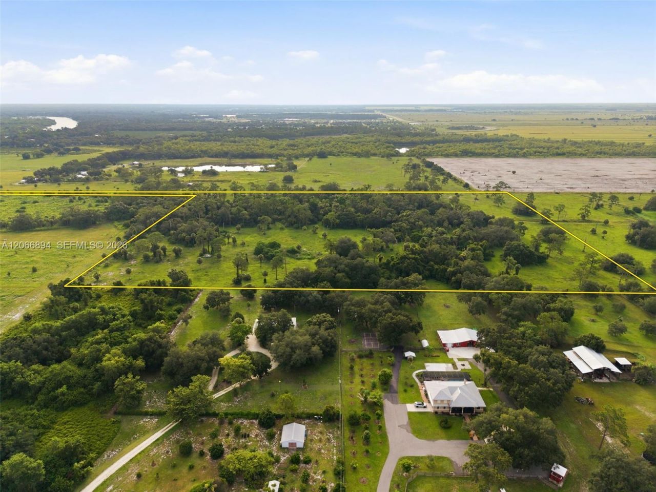 3291 Fort Denaud Rd , La Belle, FL 33935 Photo