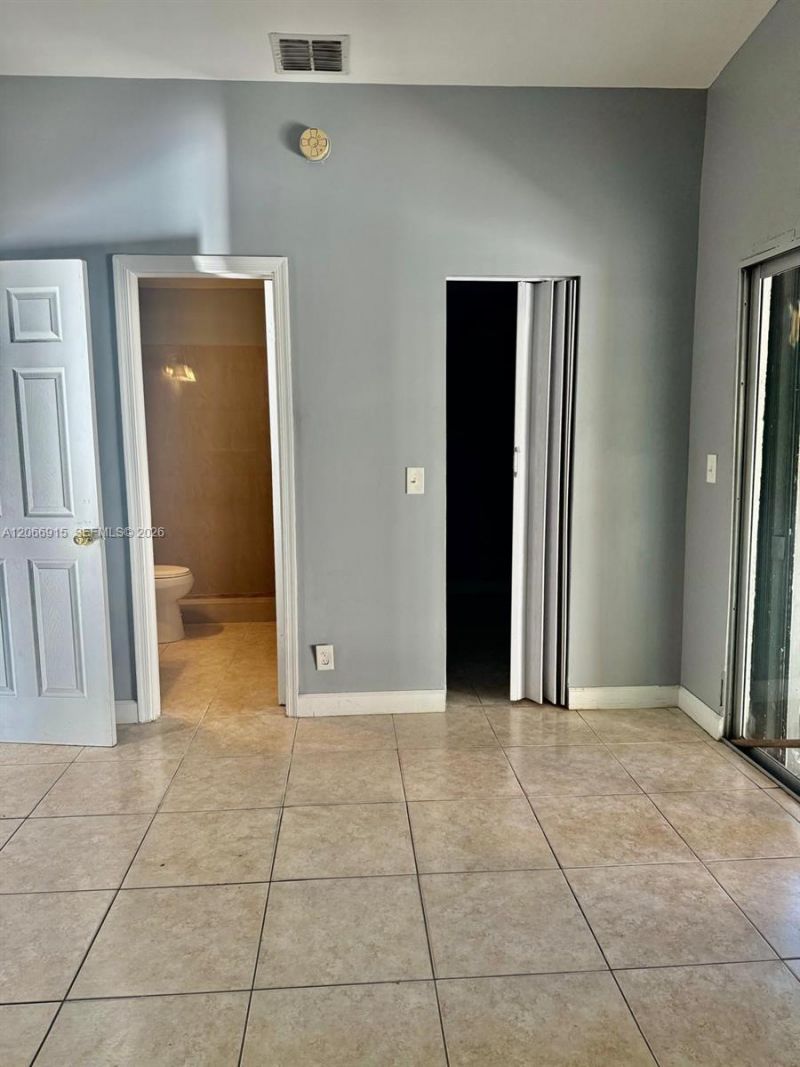 1234 SW 71st Ter , North Lauderdale, FL 33068 Photo