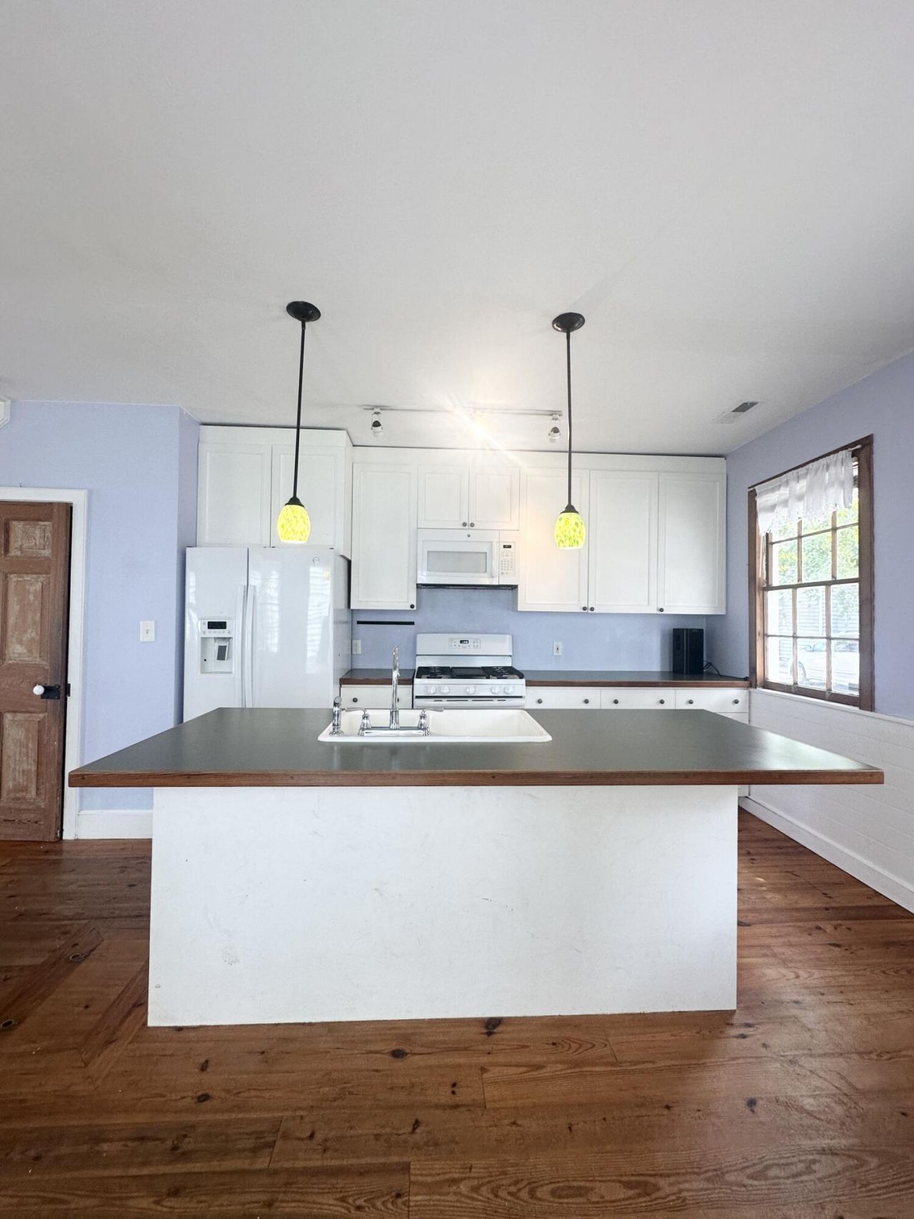 4 Bogard Street Photo 6