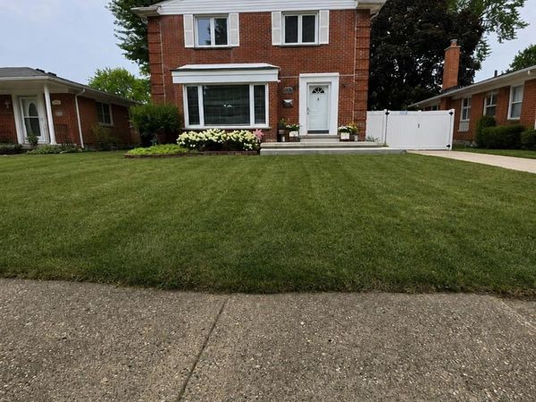 31159 Kelly Road, Fraser, Mi 48026