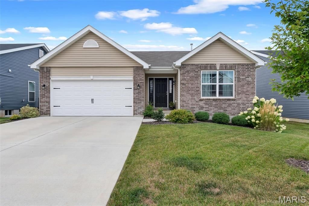 223 Westhaven Circle Drive , Wentzville, MO 63385 Main Photo