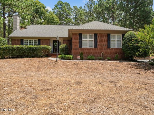 265 Longleaf Drive, West End, NC 27376