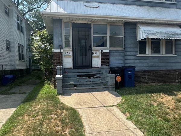452 -454 E 149th Street , Cleveland, OH 44110