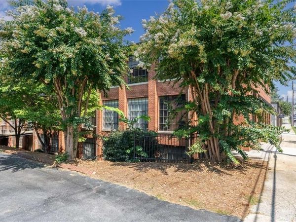 301 Bradley Street , Unit A306, Carrollton, GA 30117