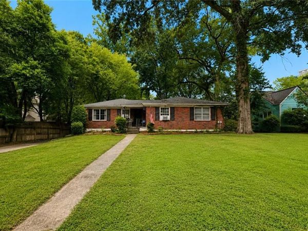 2956 Grandview Avenue NE, Atlanta, GA 30305