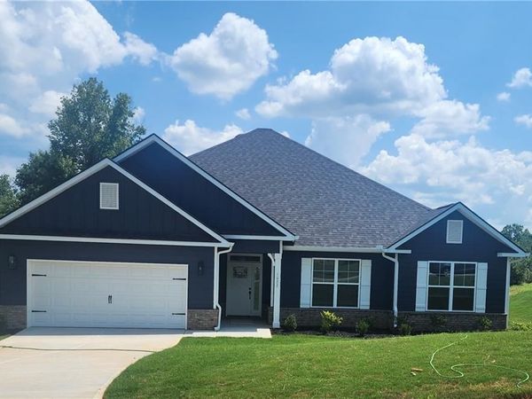 1022 Holliday Pass, Griffin, GA 30223