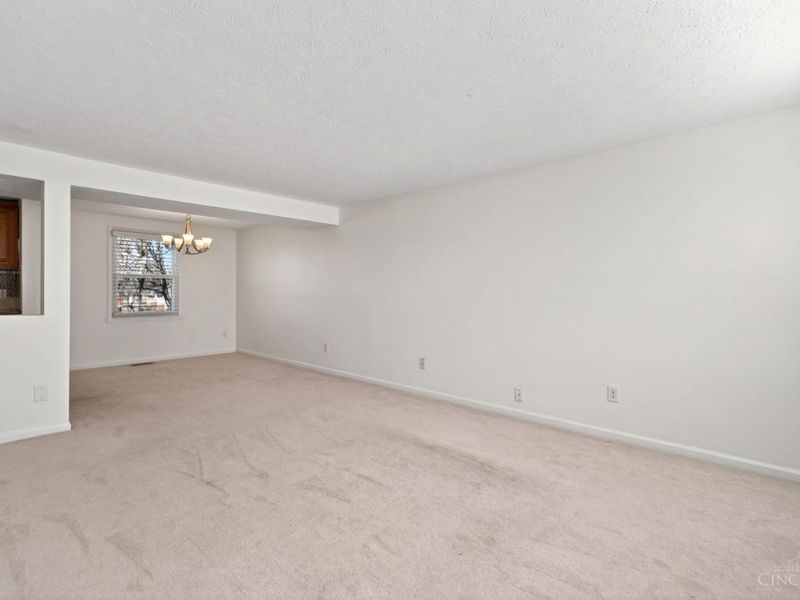 6978 Fallen oaks Drive, Deerfield Twp., OH 45040 Photo 8