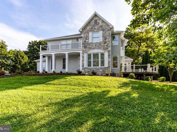 726 HILLCREST AVENUE, STATE COLLEGE, PA 16803