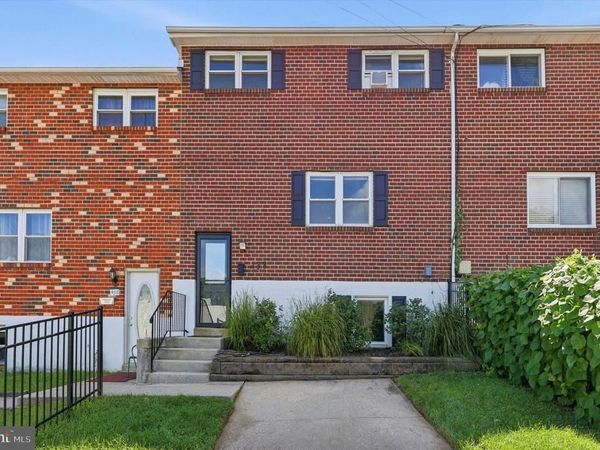 438 W CHESTNUT STREET, WEST CHESTER, PA 19380