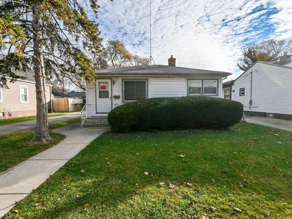 629 S Fulton Avenue , Waukegan, IL 60085
