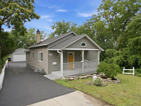 303 Dwight Street, Elgin, IL 60120