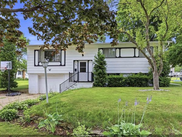 1610 WYMAN STREET, New London, WI 54961