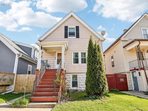 1823 W Kerney PLACE, Unit 1823A, Milwaukee, WI 53215