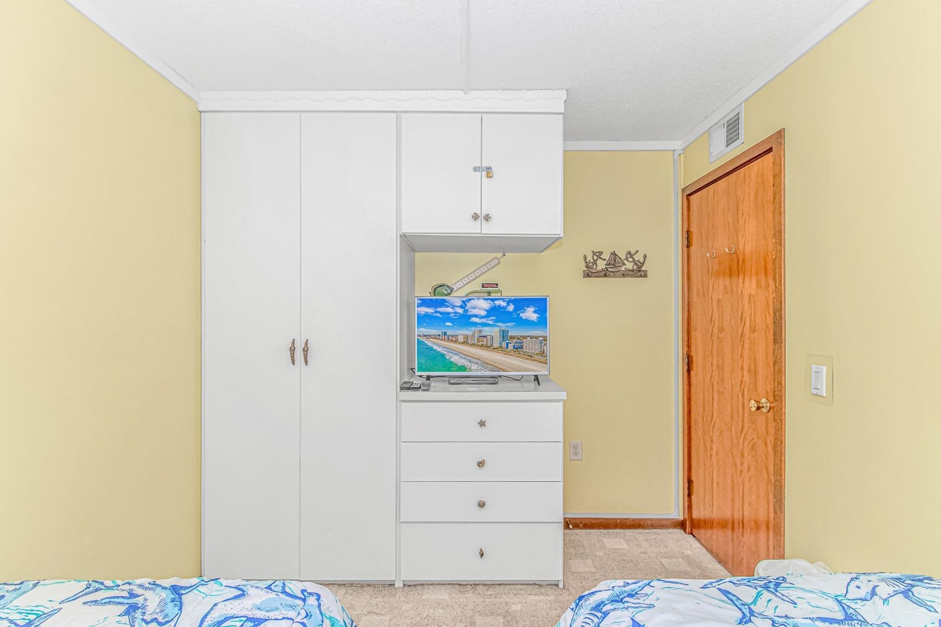 5905 S Kings Hwy. Photo 16