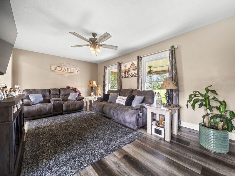 16633 Charleston Pike , Kingston, OH 45644 Photo 13