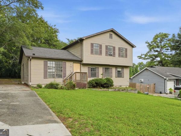 1135 Kristen Cove, Atlanta, GA 30349