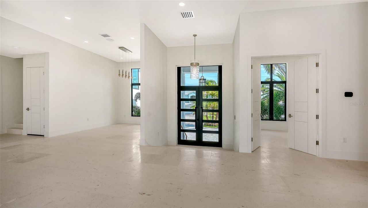 1516 Ridgewood Lane, Sarasota, FL 34231 Photo