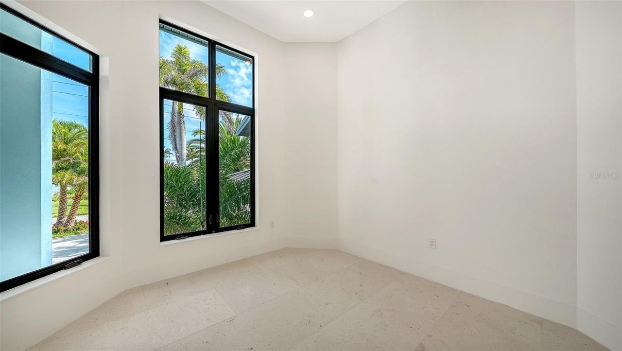 1516 Ridgewood Lane, Sarasota, FL 34231 Photo