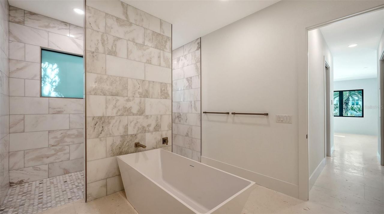 1516 Ridgewood Lane, Sarasota, FL 34231 Photo