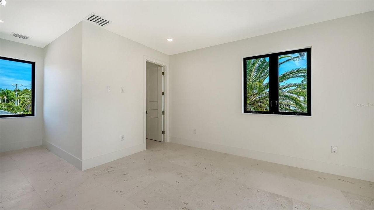 1516 Ridgewood Lane, Sarasota, FL 34231 Photo