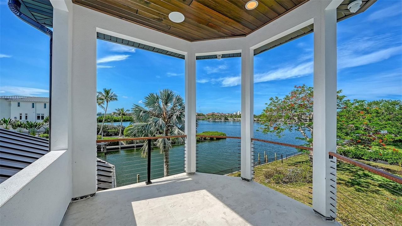 1516 Ridgewood Lane, Sarasota, FL 34231 Photo