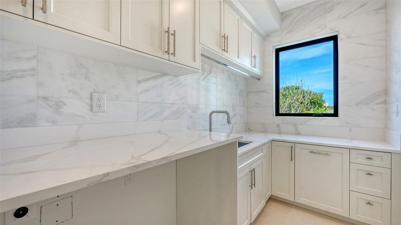 1516 Ridgewood Lane, Sarasota, FL 34231 Photo